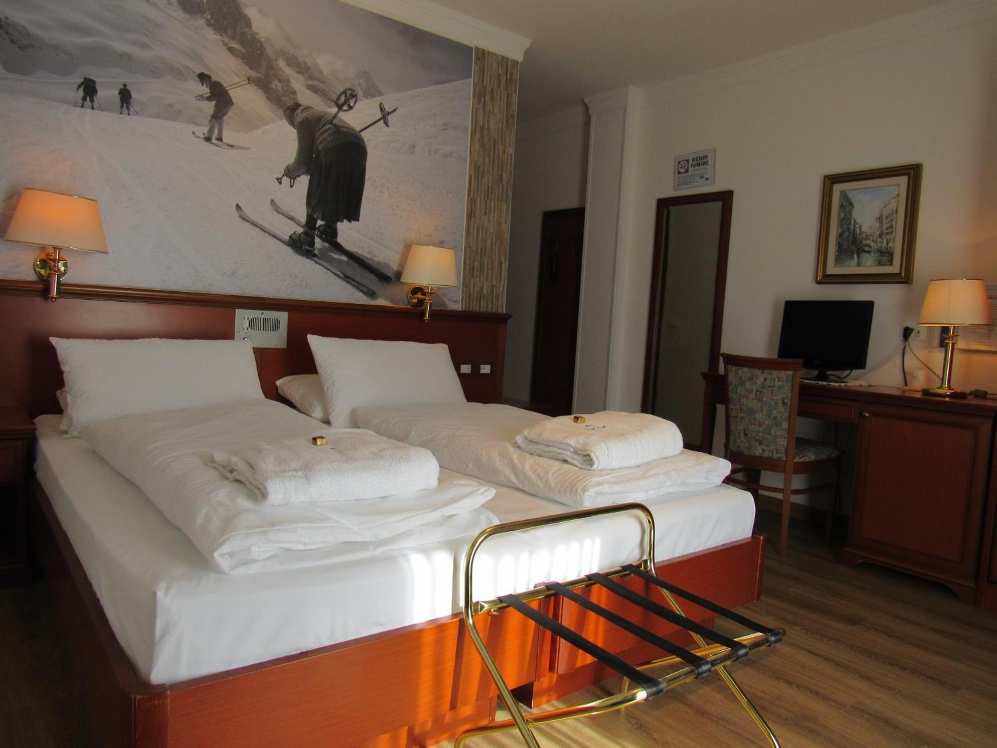 Park Hotel Arnica Falcade Bagian luar foto