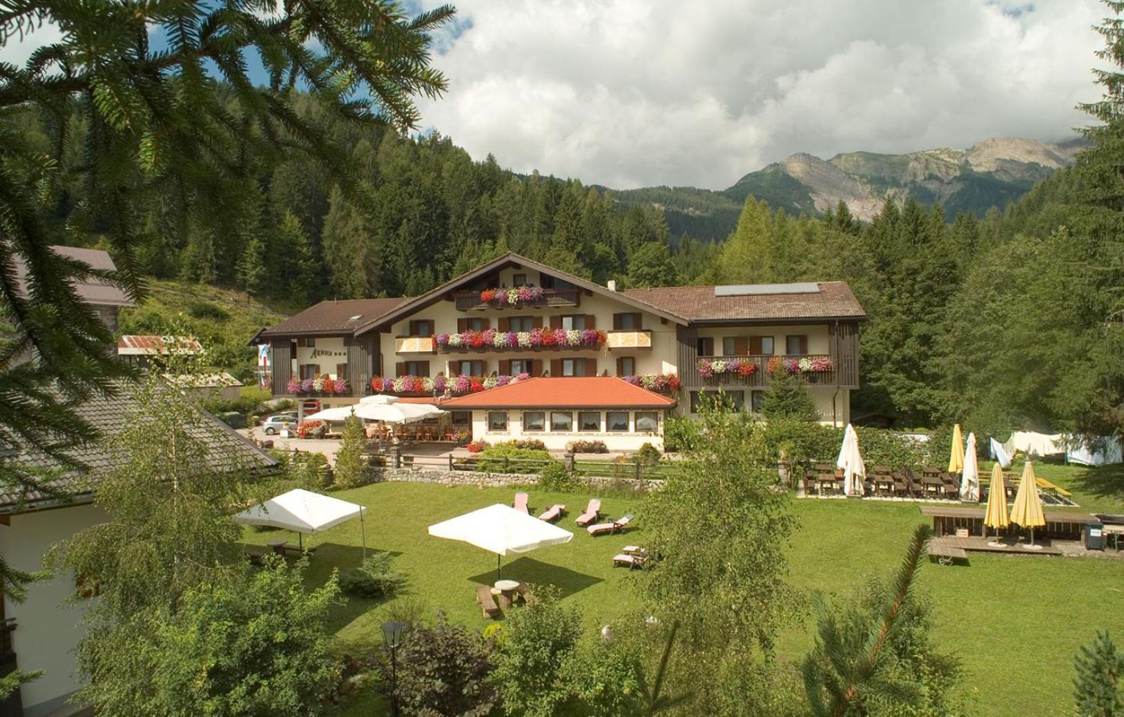 Park Hotel Arnica Falcade Bagian luar foto