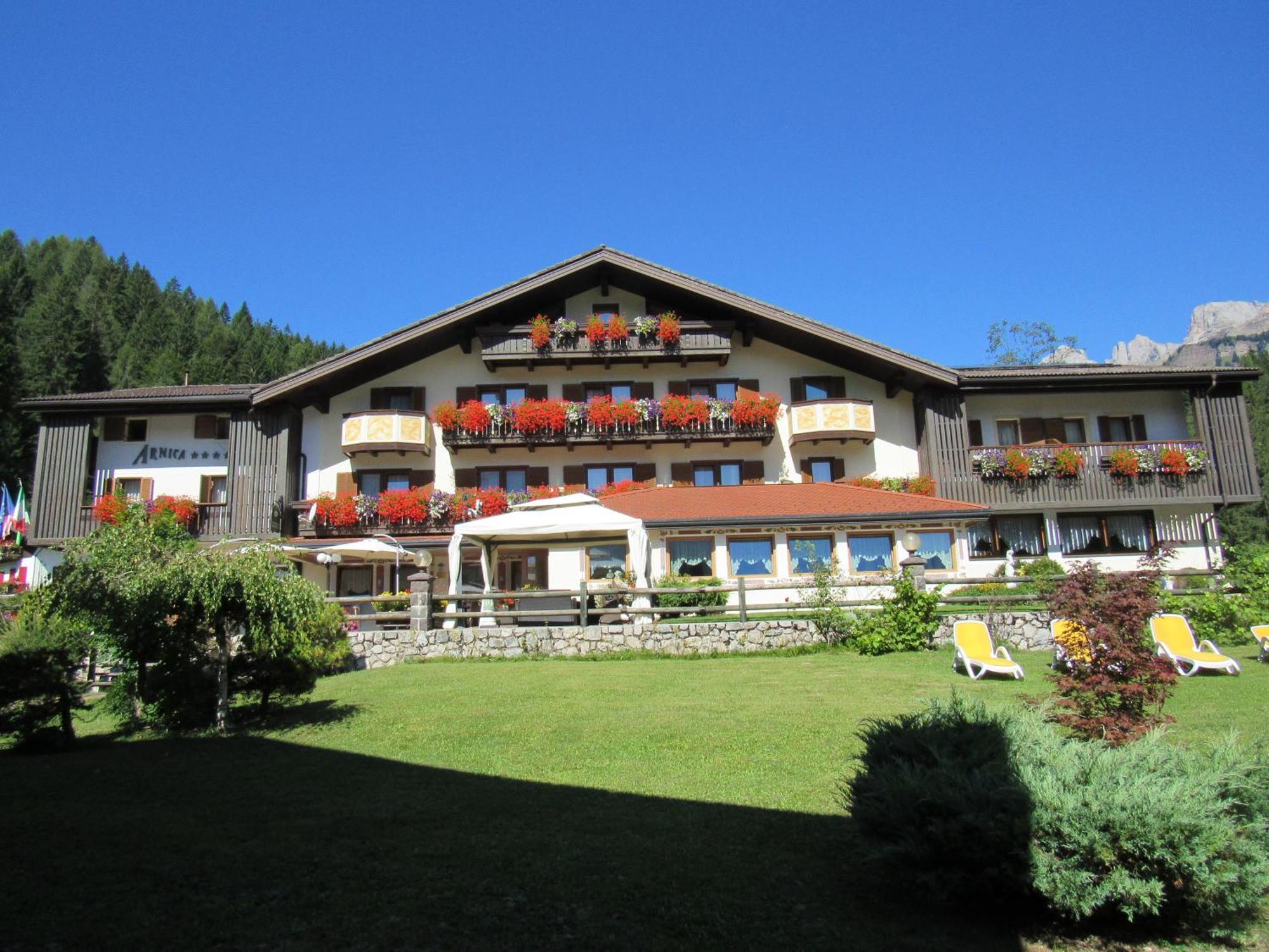 Park Hotel Arnica Falcade Bagian luar foto